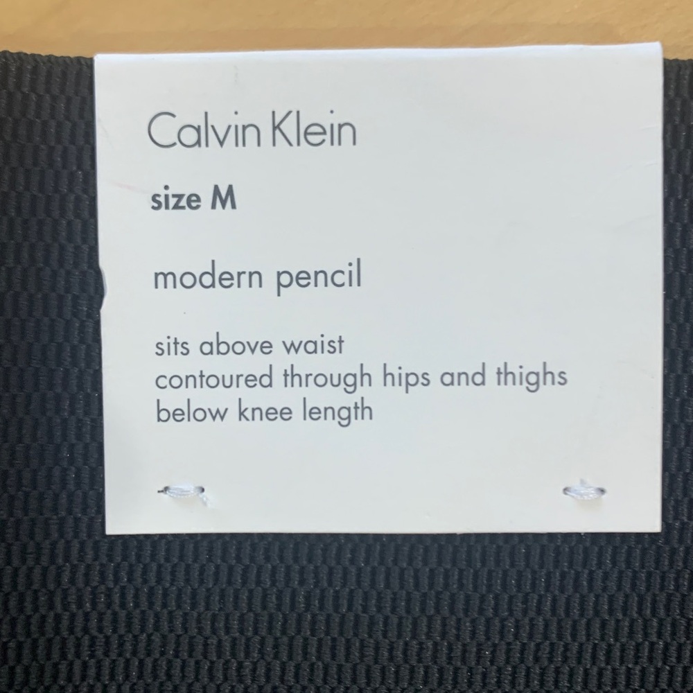 Calvin Klein Black
Pencil Skirt NWT  Sizes Medium - Picture 6 of 6